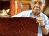 Couro do peixe é usado para produção de papel (Tabajara Moreno/Ascom INPA)
