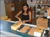 Processo de produção dos microfones ecológicos  (Foto: Divulgação)