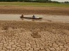 Lago próximo à cidade de Manaquiri  reflete os efeitos da seca de 2005. (Foto: Tulane University / Greenpeace / Apolo11.com)