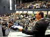 Governador durante discurso na ALE (Foto: Mário Oliveira/AGECOM-AM)