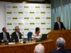 Ministro (d) anunciando as duas mil bolsas do Ciência Sem Fronteiras (Foto: Lecino Filho/Ascom)