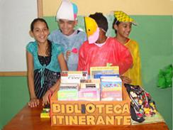 Imagem da notícia - Projeto cria Biblioteca Itinerante para integrar funcionalidade da leitura à escrita