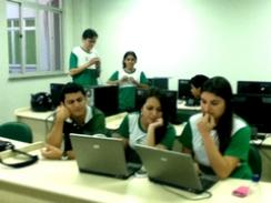 Imagem da notícia - Estudantes inovam com software para agendar avaliações acadêmicas