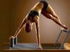 Tratamento trouxe uma significativa melhora em relação à postura e às dores dos trabalhadores após aplicação do método de pilates na pesquisa (Foto: Reprodução)