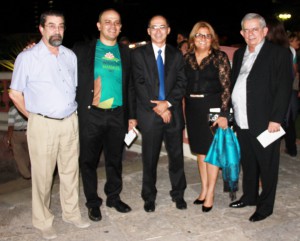 Presidente do Intercom, Antonio Hohlfeldt, coordenador geral do Intercom Manaus, Allan Rodrigues, vice-reitor da Ufam, Hedinaldo Narciso Lima, a diretora-presidenta da Fapeam Maria Olivia Simão e Lorenço Braga, Secretário Municipal. Foto: Denisson Silvan