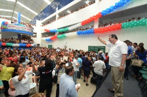 O Ceti Prof. Eng. Sérgio Alfredo Pessoa Figueiredo é o 10º Ceti construído pelo Governo do Amazonas. Outros 27 já estão em andamento e devem ser inaugurados até 2014. (Foto: Divulgação)