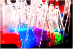 Imagem da notícia - SNCT: química das sensações e palestra sobre a história das telenovelas no Brasil são destaques do PCE