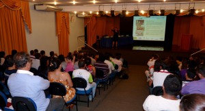 Cerimônia de abertura do PCE/2014, no auditório da Faculdade Martha Falcão. (Foto: Denison Silvan).
