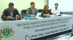 Imagem da notícia - ALE-AM reúne representantes da área de ciência, tecnologia e informação