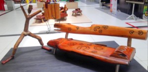 Imagem da notícia - Troncos de árvores recolhidos no rio Amazonas, no AP, viram obras de arte