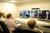 Com uma resolução de alta definição e por uma conexão de alta capacidade, a sala de Telepresença no Inpa permite a realização de reuniões interativas onde os participantes têm a sensação de estarem fisicamente próximos de pessoas distantes. (Foto: Divulgação)