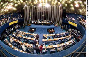 Imagem da notícia - SBPC e ABC enviam carta aos senadores se manifestando contra a extinção da CCT