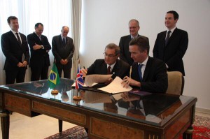 Imagem da notícia - Reino Unido lança fundo para fomento à pesquisa científica em países emergentes