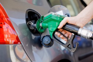 Imagem da notícia - Cientistas associam chumbo na gasolina à incidência de crimes