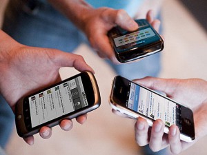 Imagem da notícia - Uso excessivo de smartphone pode prejudicar a vista