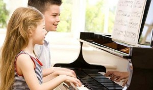 Imagem da notícia - Crianças que estudam música têm melhores notas em Matemática