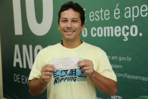 ENTREGA DE CHEQUE - PRÊMIO FAPEAM - FOTOS ÉRICO XAVIER 069