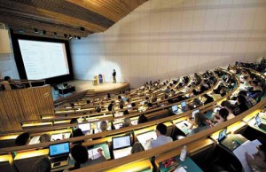 Imagem da notícia - Estudar fortalece o cérebro e melhora resultados em casos de tratamentos