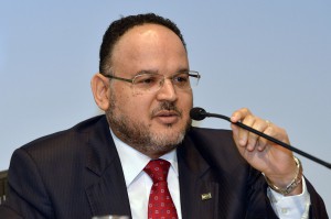Imagem da notícia - Ministro da Educação quer união de ciência com ensino básico