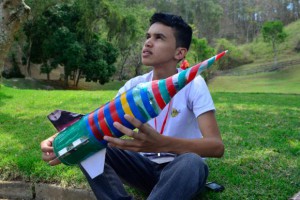 Imagem da notícia - Competição de foguetes estimula espírito científico em alunos do Ensino Médio