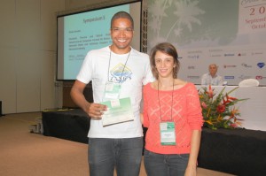 Imagem da notícia - Bolsista de iniciação científica da Ufam recebe Prêmio Bernhard Gross
