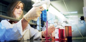 Imagem da notícia - Bolsas de produtividade ainda têm presença reduzida de mulheres cientistas