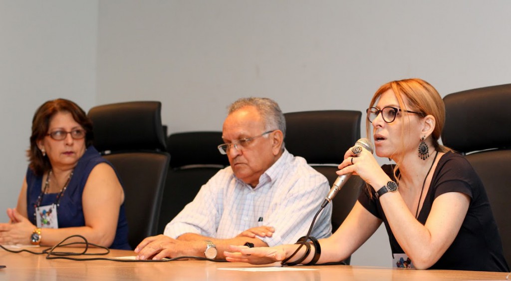 20.08.2015 - AULA INAUGURAL DO PAIC NA FVS - DIR. TEC. CIENTIFICO DA FAPEAM ANDRÉA WHAICHMAN  FOTO ÉRICO XAVIER 01