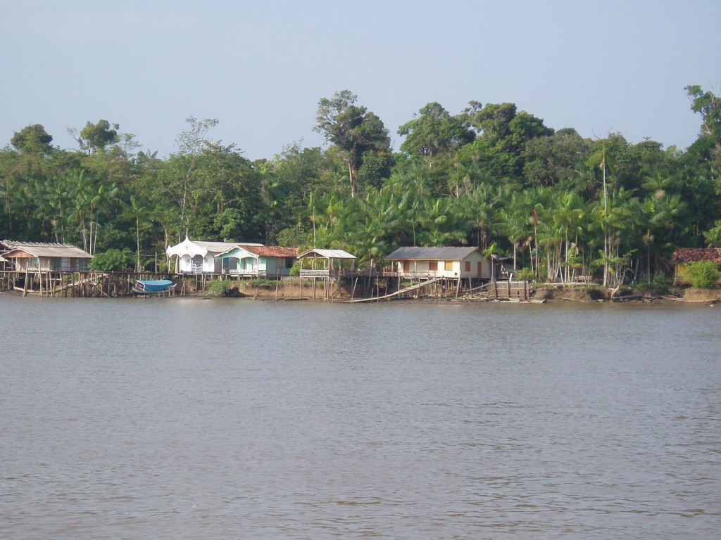 Pesquisador lança livro sobre o modo de vida de comunidades amazônicas