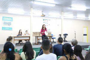 Fapeam entrega notebooks para professores e estudantes da rede pública estadual de ensino 