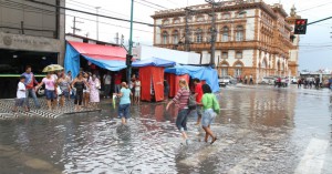Estudo prevê que cheia do Rio Negro ficará abaixo da média histórica