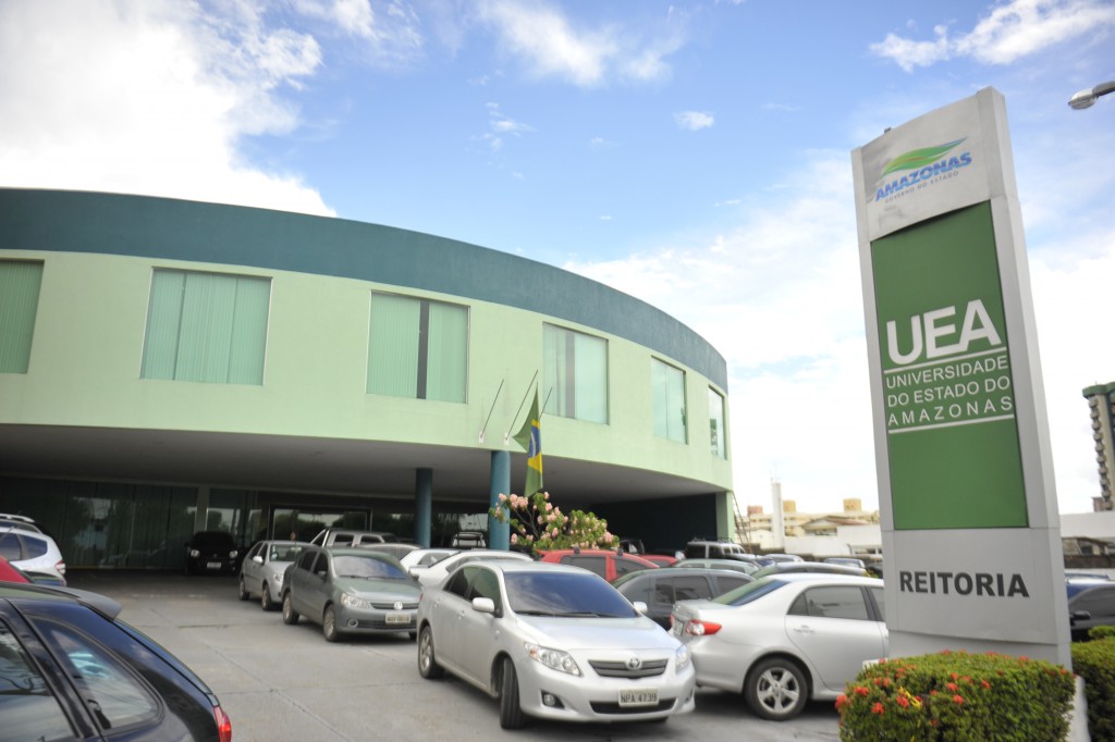 UEA realiza fórum sobre obras de Paulo Freire