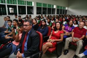Reitor do Ifam anuncia licitação para criação de clinica veterinária