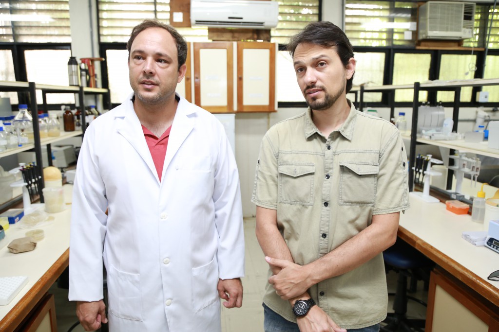 Carlos Augusto - Jaleco -  e Nelson Poti - Natuprotein 02