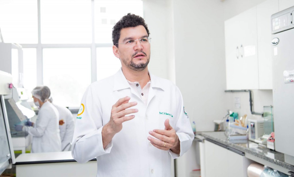 DR. EMERSON LIMA - COORD. DO LABOR. DE FARMÁCIA DA UFAM_-184