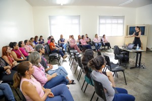 Imagem da notícia - Fapeam realiza programação para alertar colaboradoras sobre o câncer de mama e útero