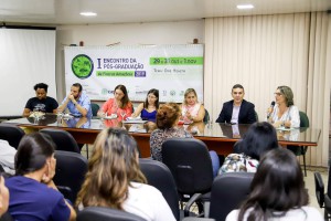 Imagem da notícia - Roda de conversa debate futuro da pós-graduação