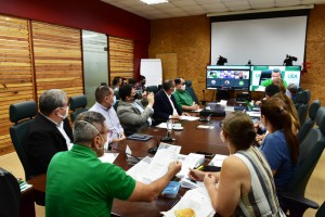 Imagem da notícia - Diretora-presidente da Fapeam recebe medalha ‘Honra ao Mérito Universitário’ do Conselho Curador da UEA