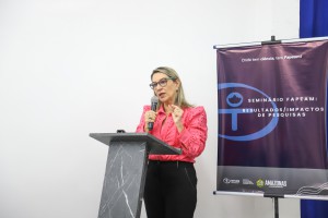 Diretora-presidente da fapeam Márcia Perales- Seminário Fapeam - Resultados - Impactos de Pesquisas  - Fotos Érico Xavier - Fapeam-26