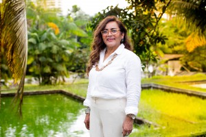 Imagem da notícia - ‘Mulheres que Brilham na Ciência’ apresenta a entrevista com Elizabeth Gusmão