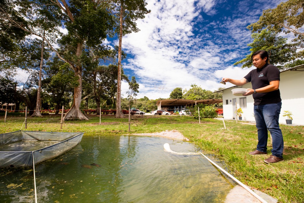 FAPEAM-PESQUISADOR - JONY KOJI - RAÇÃO PEIXE - AMAZONAS ESTRATÉGICO -  FOTOS ÉRICO XAVIER - FAPEAM (2)