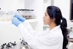 Imagem da notícia - Editais da Fapeam para apoiar pesquisas desenvolvidas por cientistas mulheres recebem inscrições até 20 de abril