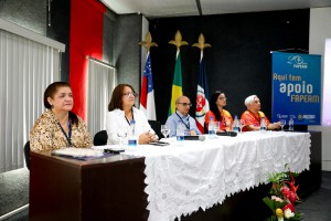 Imagem da notícia - Evento apoiado pelo Governo do Amazonas debate ‘Ciência Fora da Caixa’ durante semana de iniciação científica