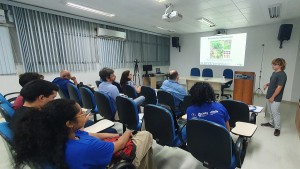 Imagem da notícia - Com apoio da Fapeam, bolsistas de iniciação científica apresentam resultados de pesquisas em evento da Embrapa