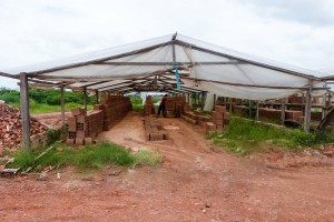Imagem da notícia - Pesquisa apoiada pelo Governo do Amazonas realiza mapeamento geológico no Polo Oleiro Manacapuru-Iranduba
