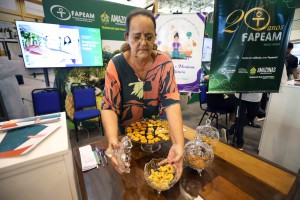 FAPEAM_ Pesquisadora Lúcia Schuch - Foto Nathalie Brasil (4)