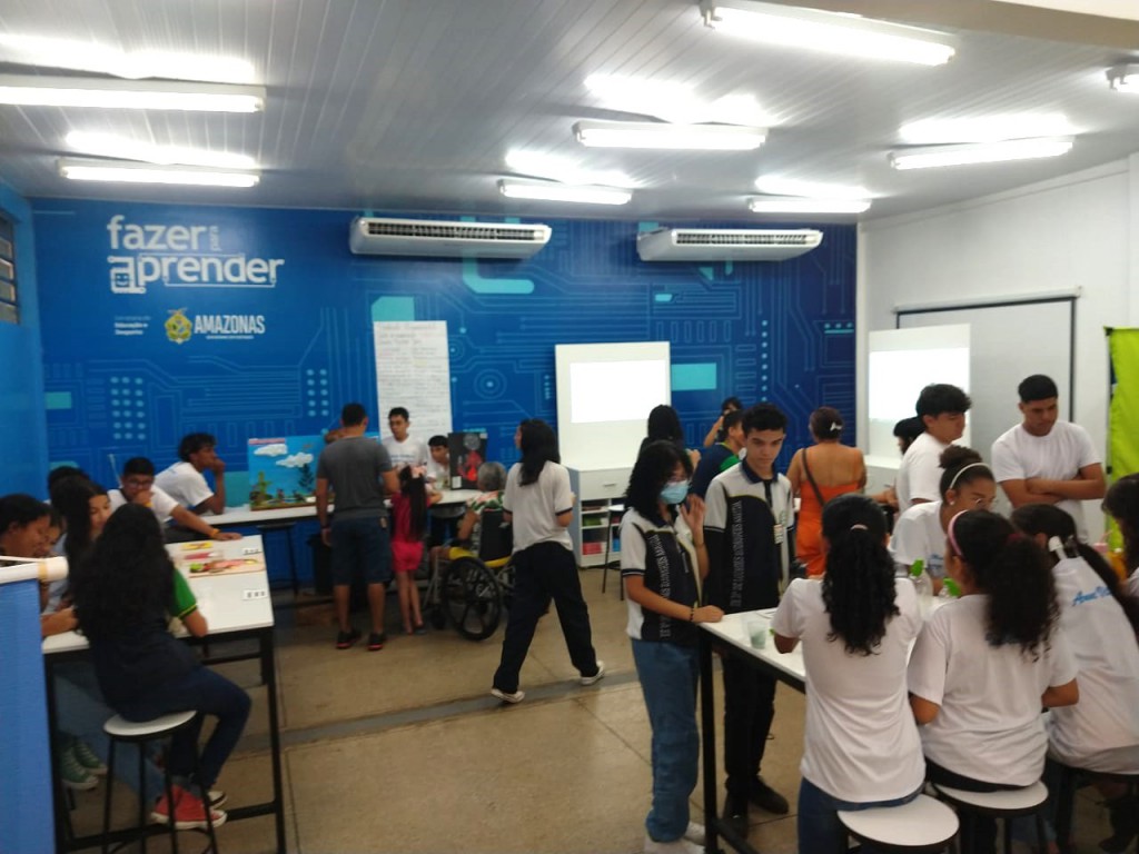 Fapeam-Projeto apoiado pelo Governo do Amazonas insere linguagem de programação no ensino da matemática-Fotos-Renato Lima (1)
