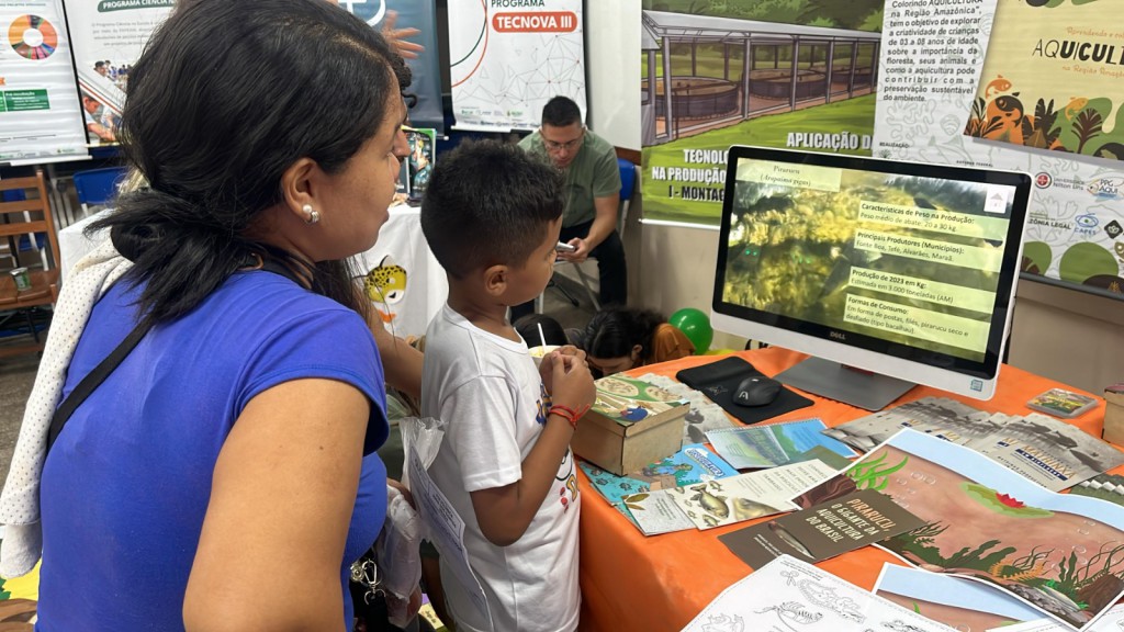 Fapeam apresenta projetos na área de aquicultura em ação do Governo Presente-Fotos- Esterffany Martins-Fapeam (2)