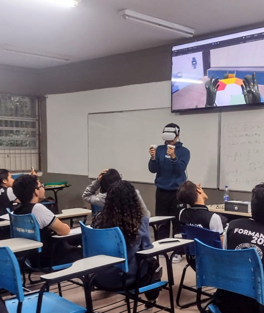 Novas_formas_de_ensino-aprendizagem_da_Física_com_o_uso_da_tecnologia_Foto_Arquivo_Izac_Martins_1