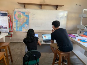 Fapeam-Geotecnologia no ensino de geografia uso do Geotracker como instrumento metodológico na educação ambiental-Fotos-Acervo da professora Raniele Batista-