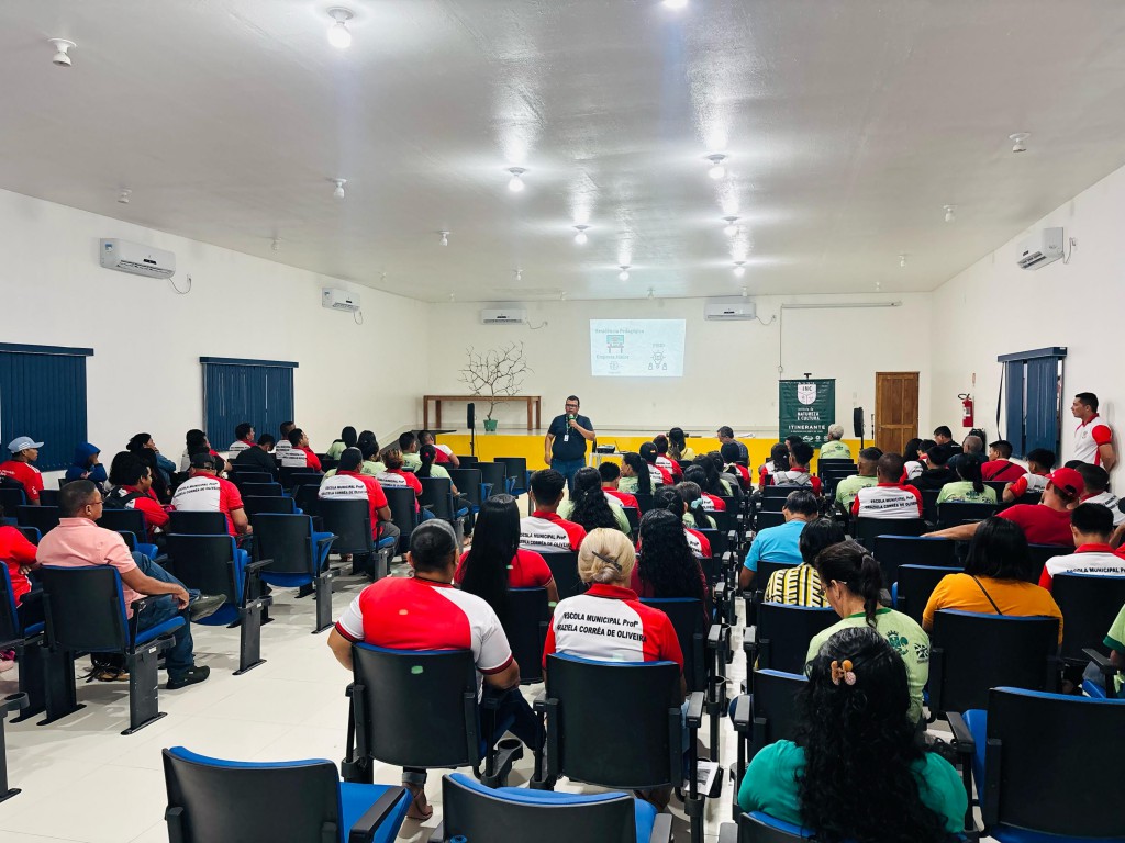 Fapeam INC itinerante a Universidade que navega pelo Alto Solimões Foto Benara Modesto de Souza